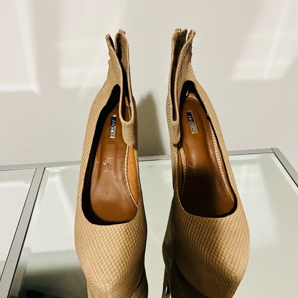 Platform heels